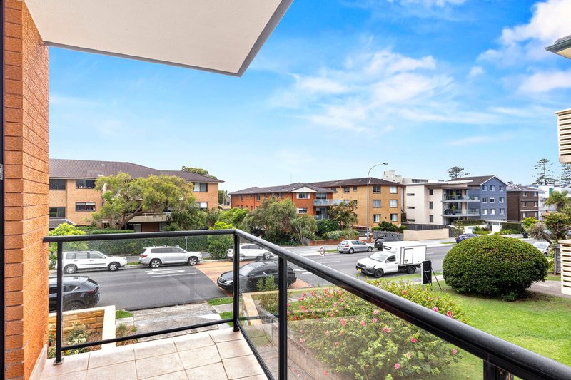 Photo - 3/91 Howard Avenue, Dee Why NSW 2099 - Image 2