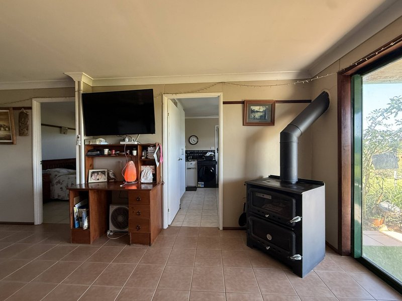 Photo - 391 Watson Road, Ellinjaa QLD 4886 - Image 16