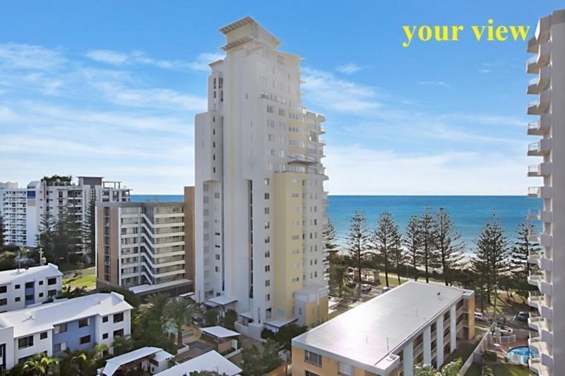 Photo - 39/1941 Gold Coast Highway, Burleigh Heads QLD 4220 - Image 1