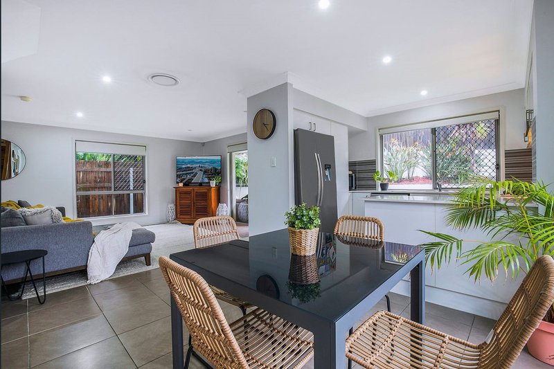 Photo - 39/20 Kianawah Road South, Manly West QLD 4179 - Image 3