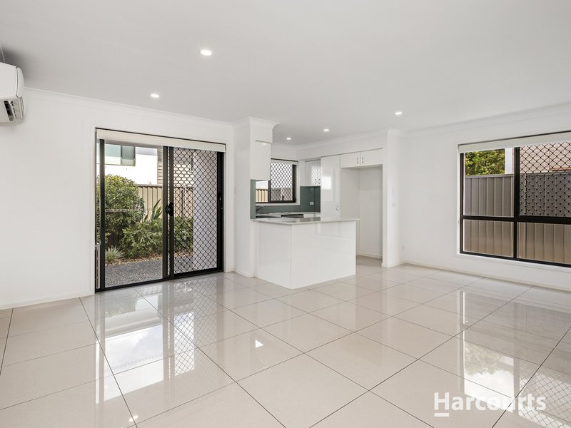 Photo - 39/20 Nicoro Place, Calamvale QLD 4116 - Image 2