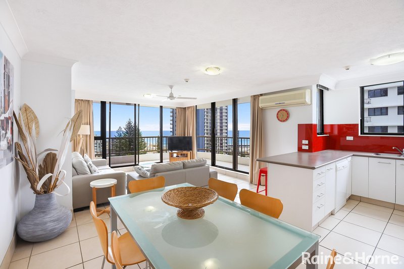 Photo - 39/2943 Surfers Paradise Boulevard, Surfers Paradise QLD 4217 - Image 4