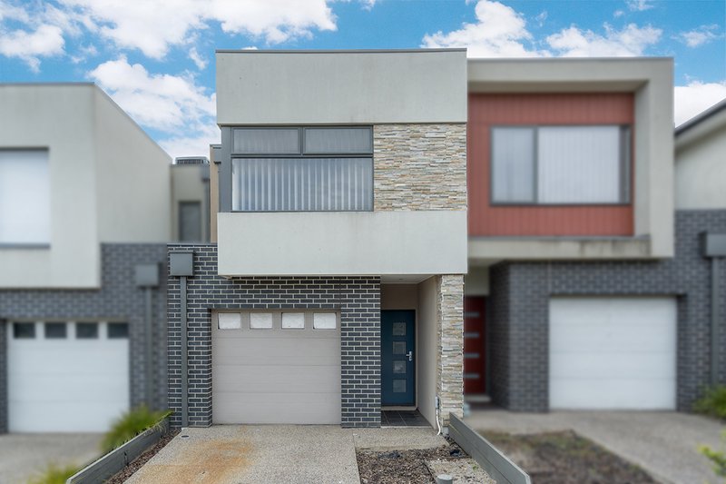 Photo - 3/92C Royal Terrace, Craigieburn VIC 3064 - Image 2