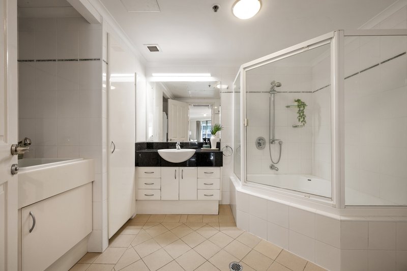 Photo - 39/35 Howard Street, Brisbane City QLD 4000 - Image 10