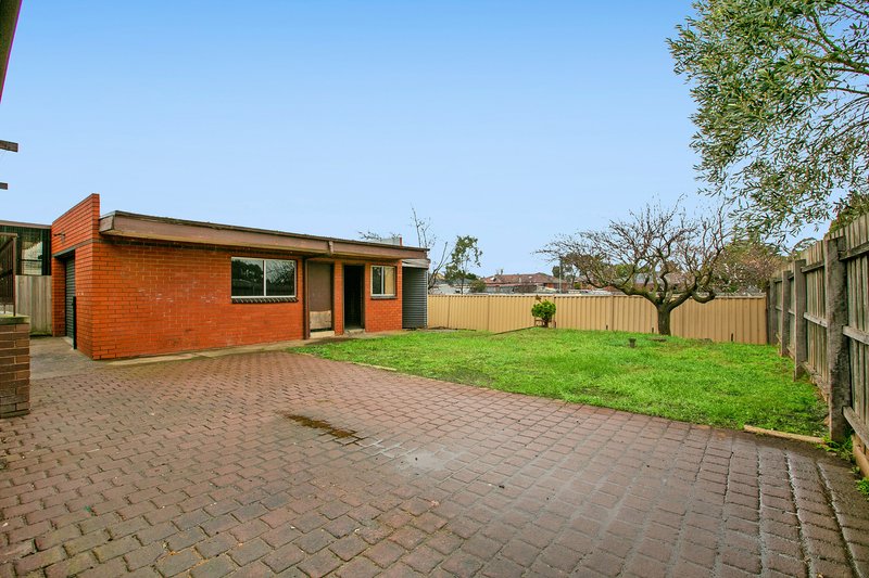 Photo - 394 Edgars Road, Lalor VIC 3075 - Image 9