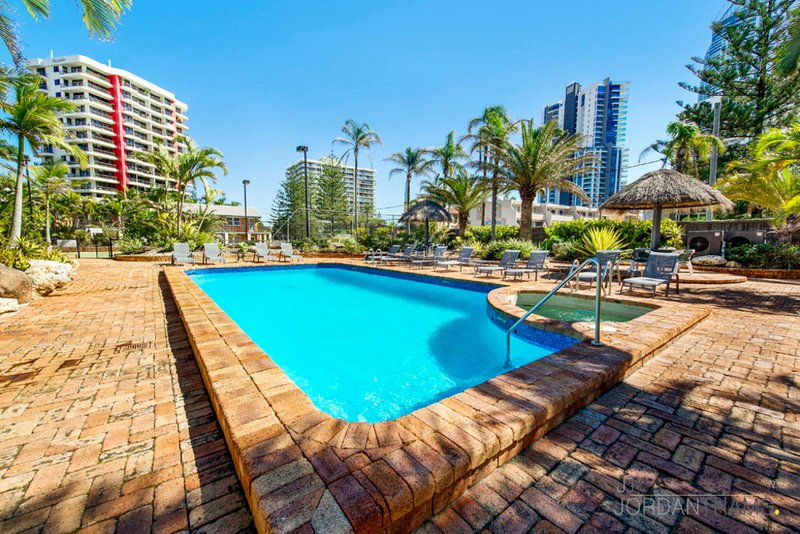 Photo - 39/4 Thornton Street, Surfers Paradise QLD 4217 - Image 14