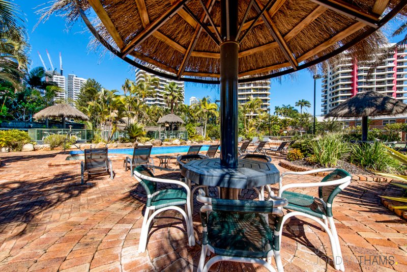 Photo - 39/4 Thornton Street, Surfers Paradise QLD 4217 - Image 15