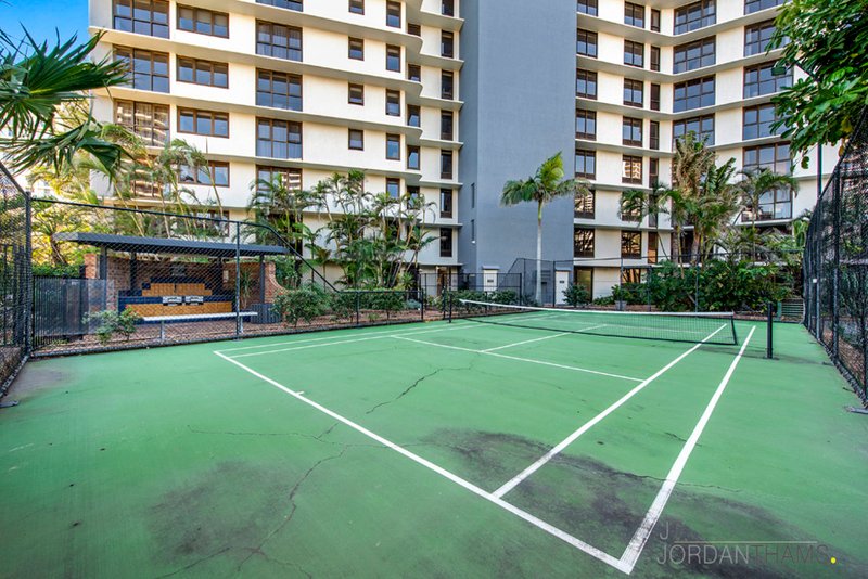 Photo - 39/4 Thornton Street, Surfers Paradise QLD 4217 - Image 18