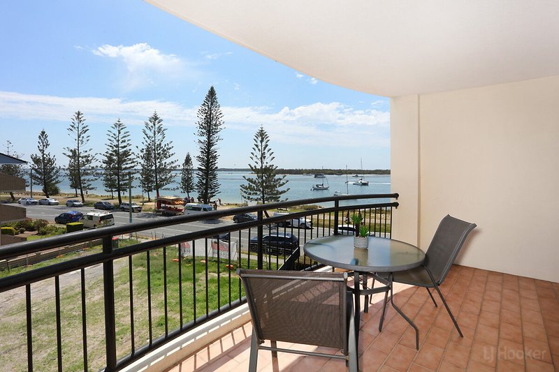 Photo - 39/452 Marine Parade, Biggera Waters QLD 4216 - Image 2