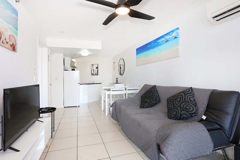 Photo - 39/452 Marine Parade, Biggera Waters QLD 4216 - Image 11