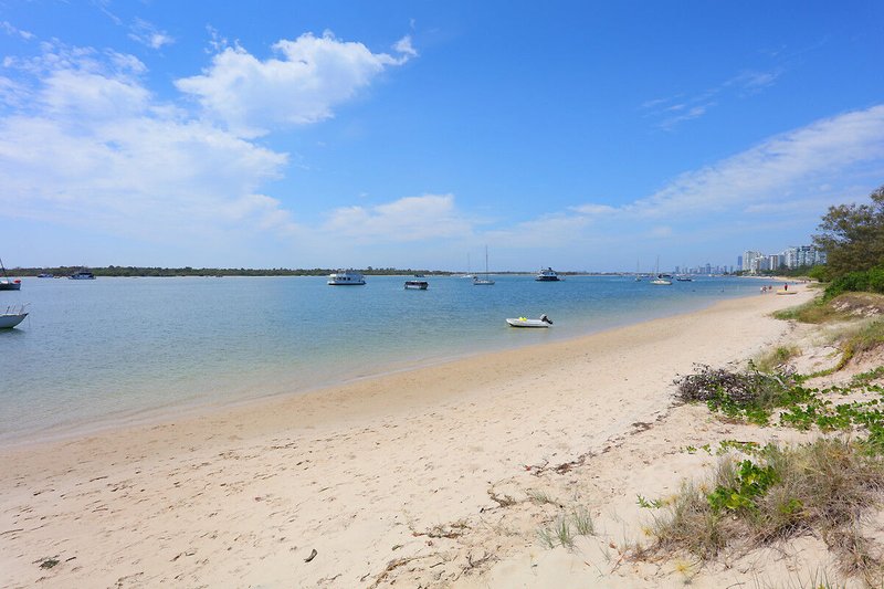 Photo - 39/452 Marine Parade, Biggera Waters QLD 4216 - Image 24