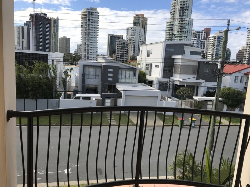 Photo - 39/54 Stanhill Drive, Surfers Paradise QLD 4217 - Image 7