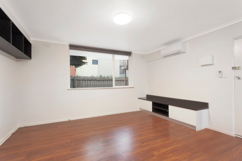 Photo - 3/956 Dandenong Road, Caulfield East VIC 3145 - Image 3