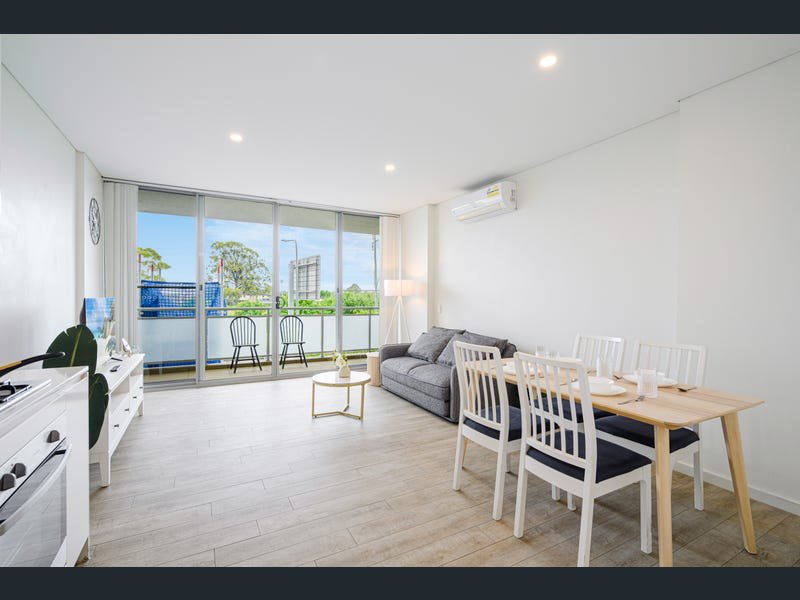 Photo - 39/57-59 Lachlan Street, Warwick Farm NSW 2170 - Image 2