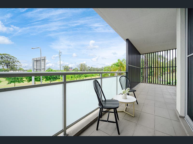 Photo - 39/57-59 Lachlan Street, Warwick Farm NSW 2170 - Image 3