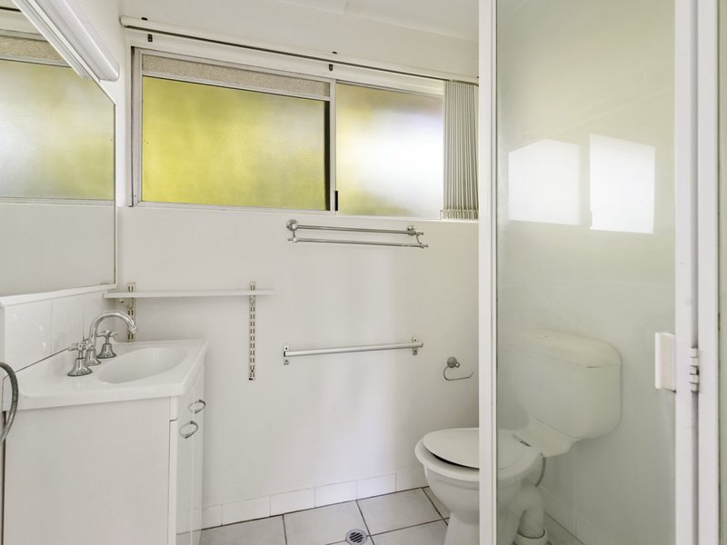 Photo - 3/96 Primrose Street, Sherwood QLD 4075 - Image 5
