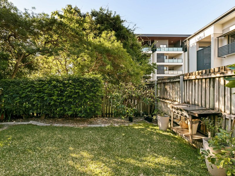 Photo - 3/96 Primrose Street, Sherwood QLD 4075 - Image 10