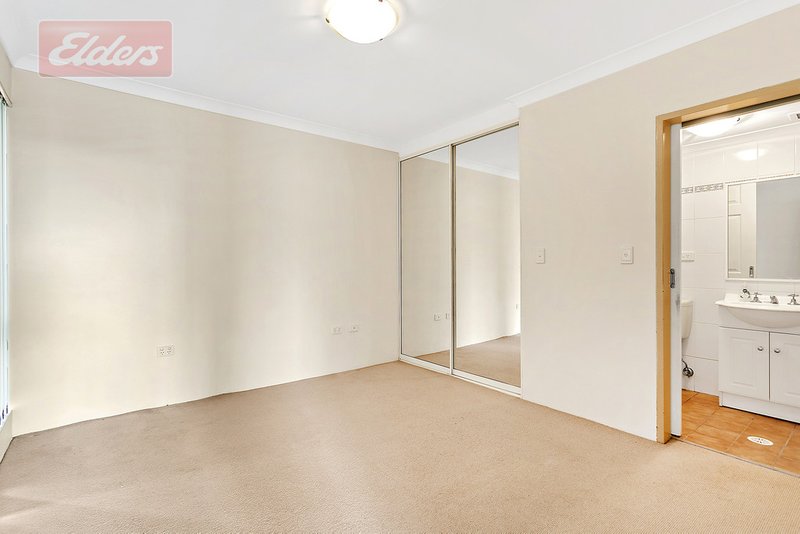 Photo - 3/96 Railway Crescent, Jannali NSW 2226 - Image 5