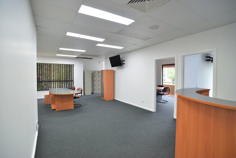 Photo - 3964 Pacific Highway, Loganholme QLD 4129 - Image 9
