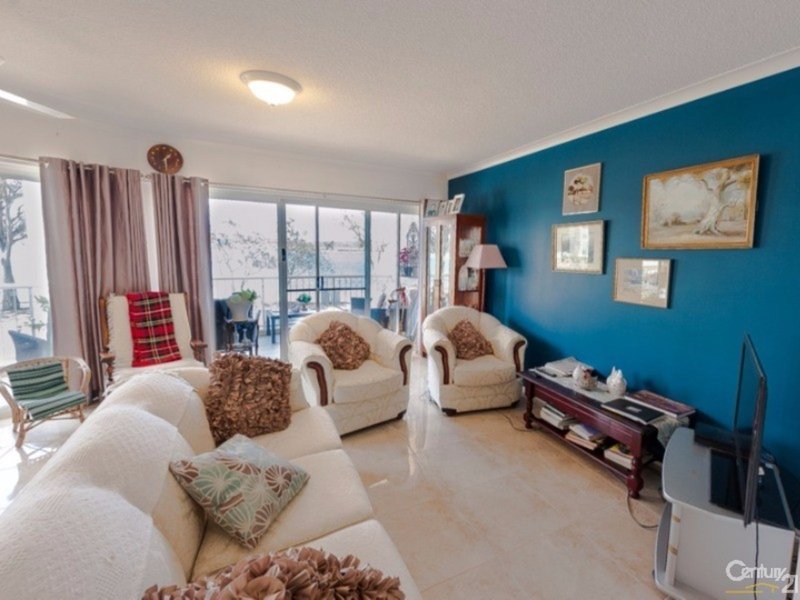 Photo - 3/97-99 Bradman Avenue, Maroochydore QLD 4558 - Image 3