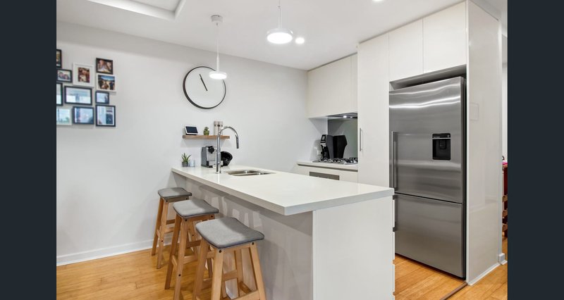 Photo - 3/97 Whittens Lane, Doncaster VIC 3108 - Image 3