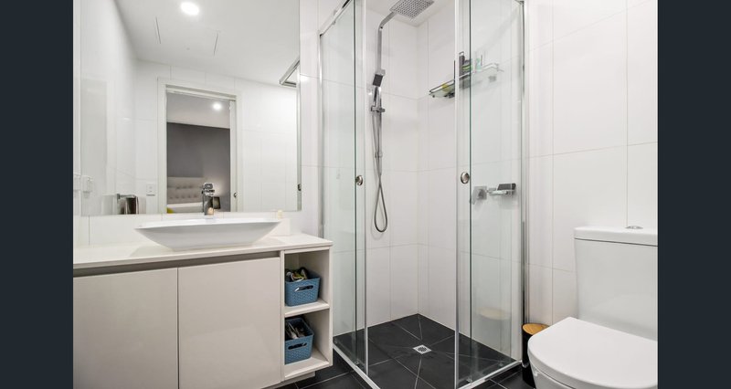 Photo - 3/97 Whittens Lane, Doncaster VIC 3108 - Image 7