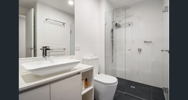 Photo - 3/97 Whittens Lane, Doncaster VIC 3108 - Image 8