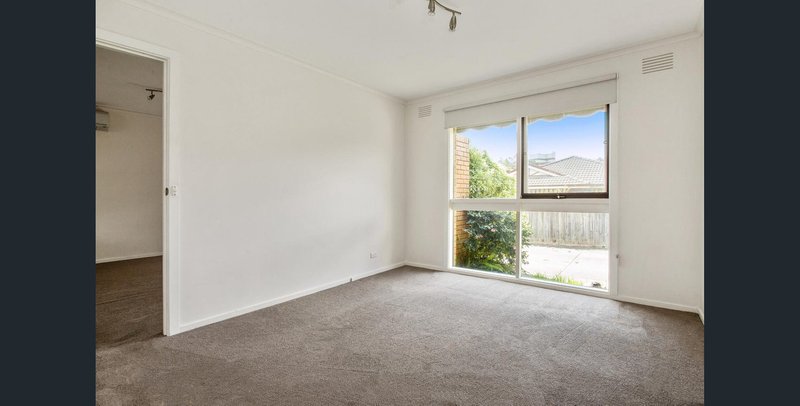 Photo - 3/98 Mt Dandenong Road, Ringwood East VIC 3135 - Image 6