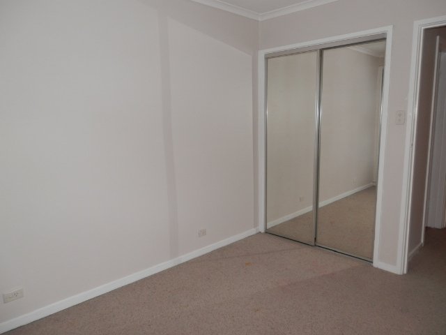 Photo - 3/98 Plumpton Avenue, Glenroy VIC 3046 - Image 5