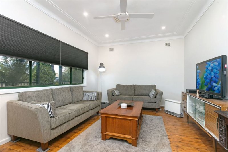 Photo - 398 Seven Hills Road, Seven Hills NSW 2147 - Image 2