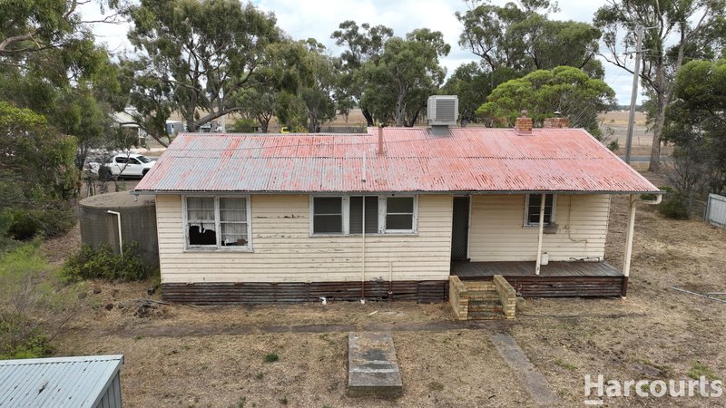 Photo - 3986 Harrow-Clear Lake Road, Clear Lake VIC 3409 - Image 3