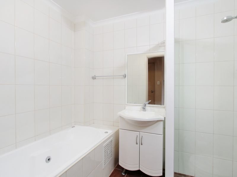 Photo - 39/9-17 Eastbourne Road, Homebush West NSW 2140 - Image 7