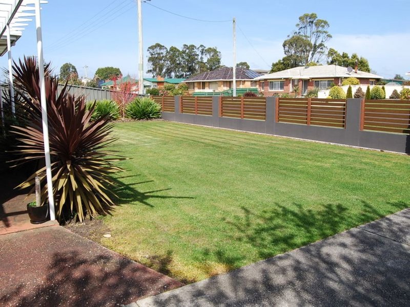 Photo - 39a Austin Street, Wynyard TAS 7325 - Image 13