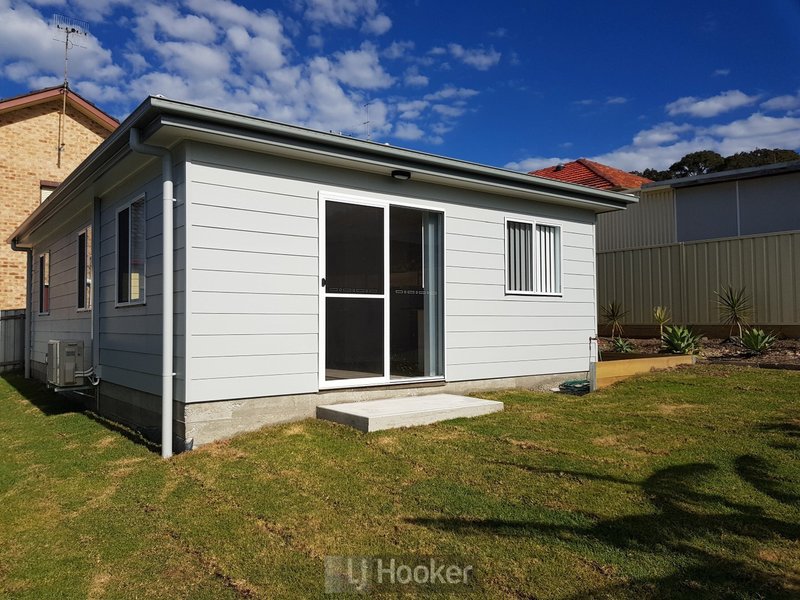 39a Fairfax Road, Warners Bay NSW 2282