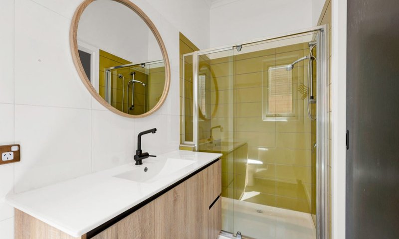 Photo - 39A Hawthorn Road, Caulfield North VIC 3161 - Image 9