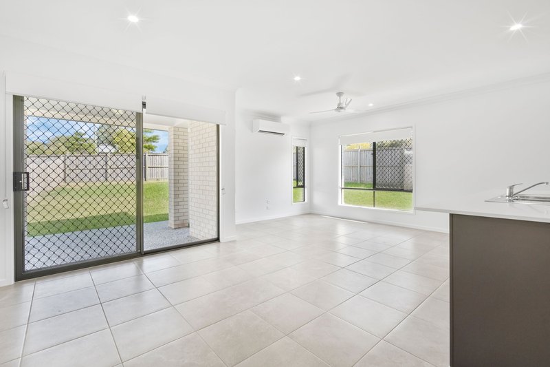 39b Jackson Chase, Logan Reserve QLD 4133