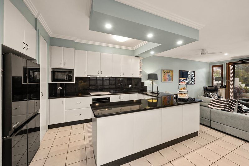 Photo - 39B Paradise Island, Surfers Paradise QLD 4217 - Image 5