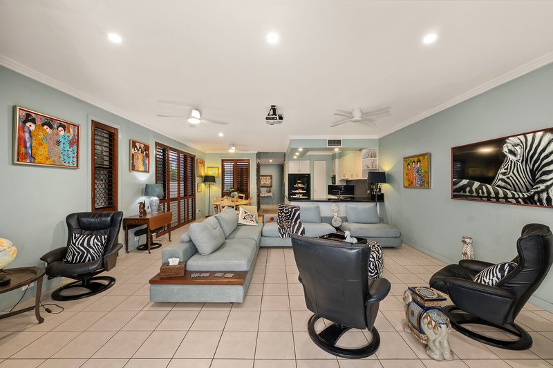 Photo - 39B Paradise Island, Surfers Paradise QLD 4217 - Image 11