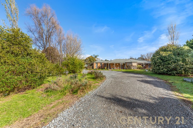 Photo - 3A Barr Court, Pakenham VIC 3810 - Image 4