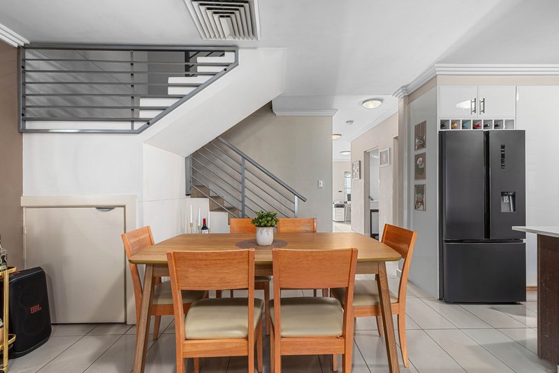 Photo - 3A Basil Road, Bexley NSW 2207 - Image 4