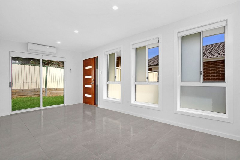 Photo - 3A Bicane Close, Edensor Park NSW 2176 - Image 3