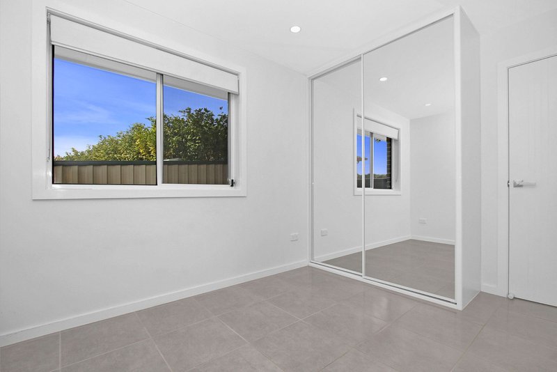 Photo - 3A Bicane Close, Edensor Park NSW 2176 - Image 4