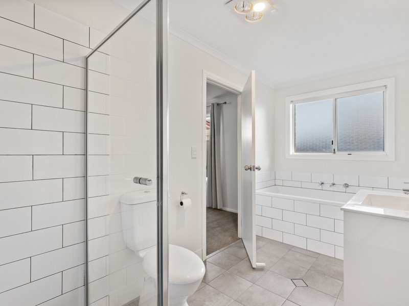Photo - 3A Bradshaw Road, Morphett Vale SA 5162 - Image 7