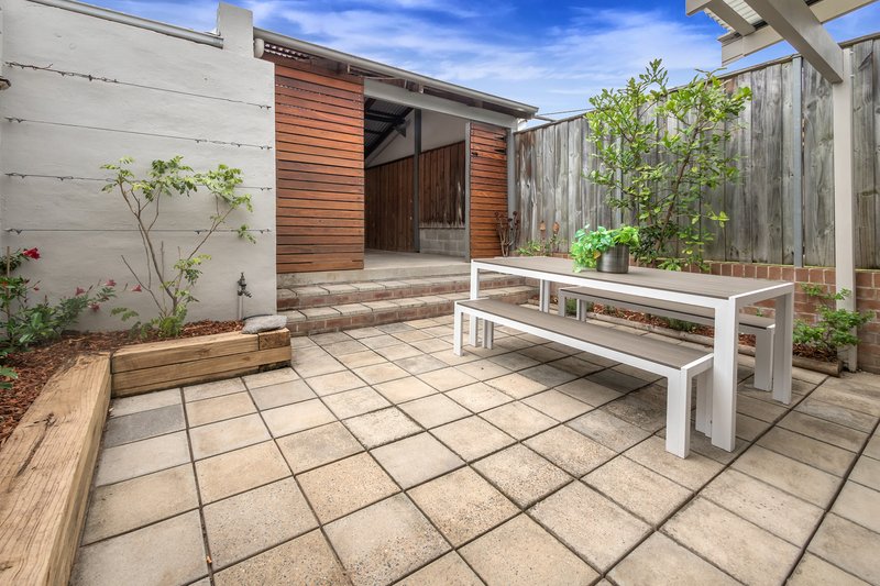 Photo - 3A Brook Street, Crows Nest NSW 2065 - Image 5