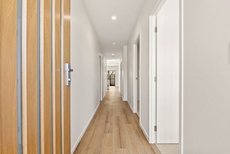 Photo - 3A Brosnan Drive, Capalaba QLD 4157 - Image 2