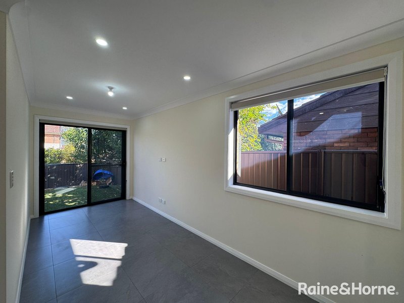 Photo - 3A Collis Place, Minto NSW 2566 - Image 2