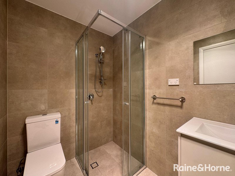 Photo - 3A Collis Place, Minto NSW 2566 - Image 6