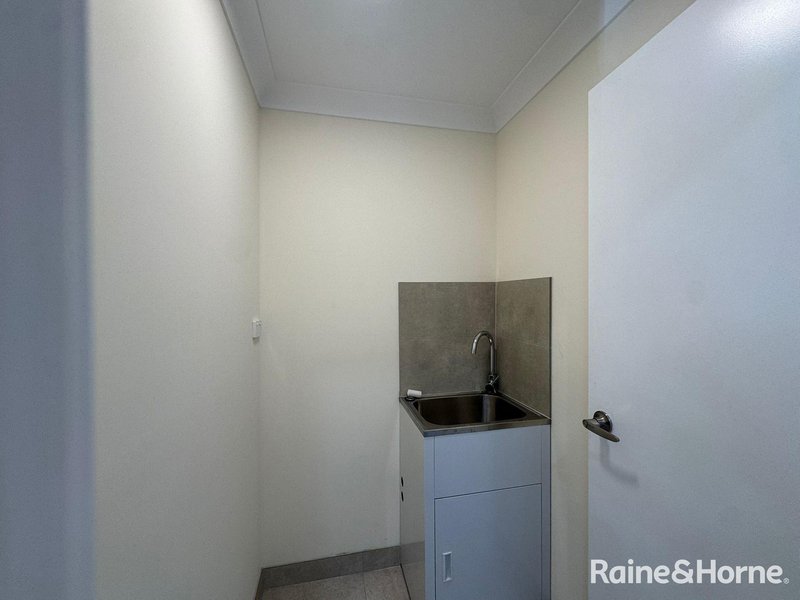 Photo - 3A Collis Place, Minto NSW 2566 - Image 7