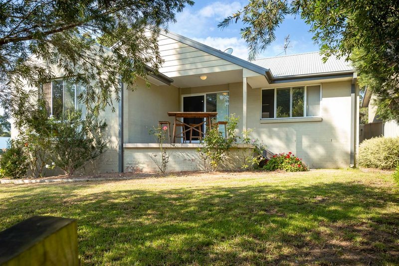 3a Crest Crescent, Moruya Heads NSW 2537