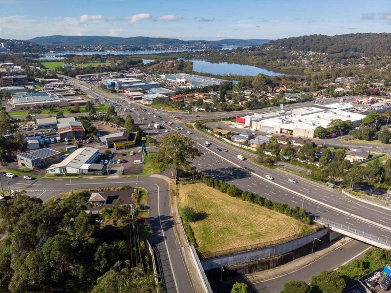 Photo - 3A Debenham Road South, West Gosford NSW 2250 - Image 5
